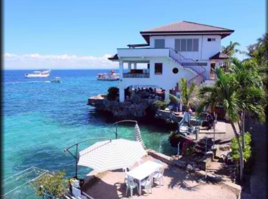 Nost Cottages Lapu-Lapu City Exterior photo